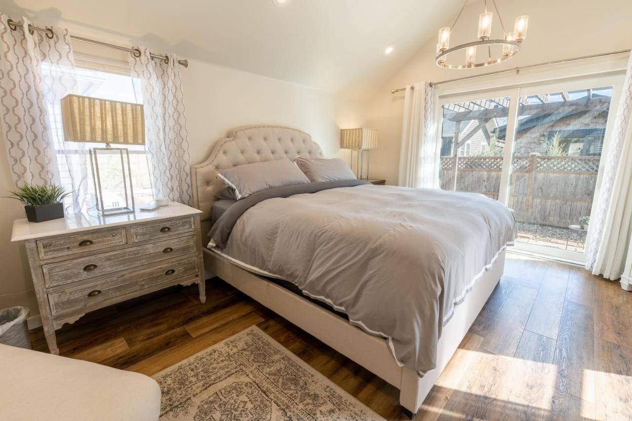 Luxurious Historic Renovated Bungalow Dt Rapid City With Private Patio المظهر الخارجي الصورة